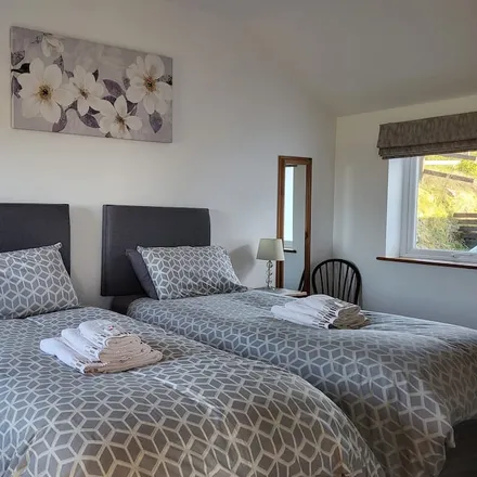 Rent this 2 bed townhouse on Llanllyfni in LL54 6EB, United Kingdom