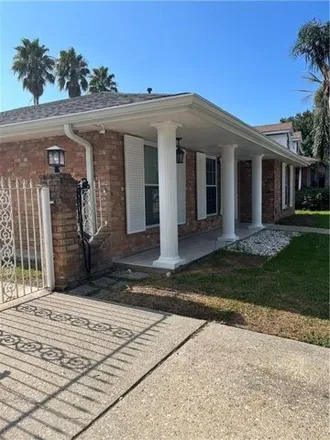 Image 3 - 7810 Exeter Street, New Orleans, LA 70126, USA - House for sale