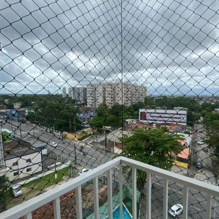 Rent this 2 bed apartment on Guarita in Avenida Doutor José Rufino, Barro