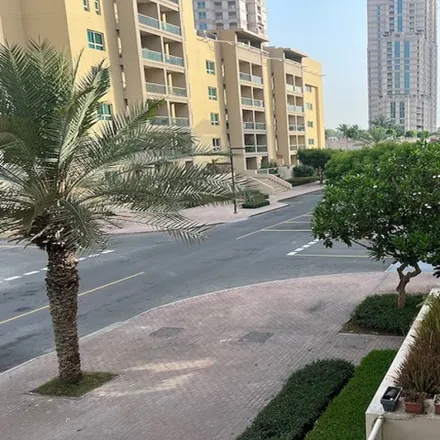 Image 5 - Al Ghozlan 2, 2 4 Street, The Greens, Dubai, United Arab Emirates - Apartment for rent