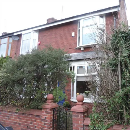 Rent this 2 bed house on Middleton Road in Chadderton, OL9 0PH