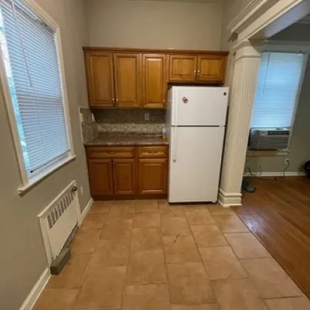 Image 6 - 11 Monroe Place, Bloomfield, NJ 07003, USA - Apartment for rent