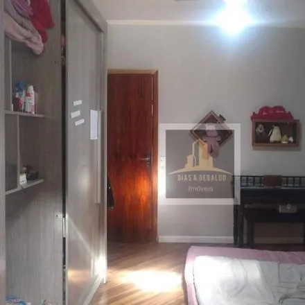 Buy this 2 bed house on Rua Antônio Vaz Santoro in Campo dos Alemães, São José dos Campos - SP