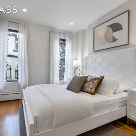 Image 3 - 225 West 10th Street, New York, NY 10014, USA - Condo for sale