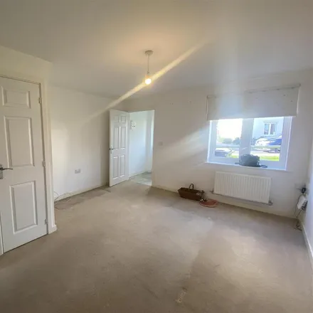 Image 3 - 9 Lesley Lane, Taunton, TA2 8GW, United Kingdom - Townhouse for rent