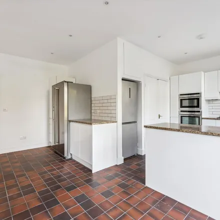 Rent this 6 bed apartment on 24 Copse Hill in Cottenham Park, London