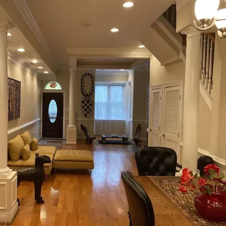 Rent this 7 bed house on 7 S St NW in Washington, DC 20001