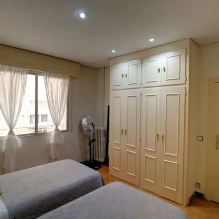 Image 3 - Calle de Embajadores, 105, 28045 Madrid, Spain - Apartment for rent