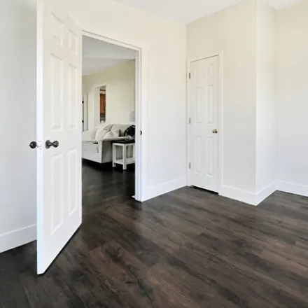 Image 3 - 2075 1100 West, Logan, UT 84321, USA - Apartment for sale