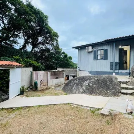 Buy this 2 bed house on Rua Pedro Leotério Sagás in Ganchos do Meio, Governador Celso Ramos - SC