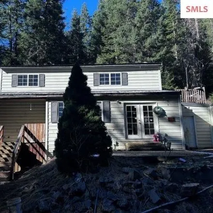 Buy this 2 bed house on 329 Northgate Rd in Priest River, Idaho