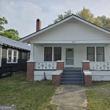 Rent this 2 bed house on 274 North Laurel Street in Springfield, Effingham County