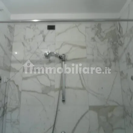 Image 4 - Nuovo, Piazza Galileo Galilei, 40121 Bologna BO, Italy - Apartment for rent