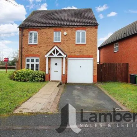 Buy this 3 bed house on Rosedale Close in Redditch, B97 6JQ