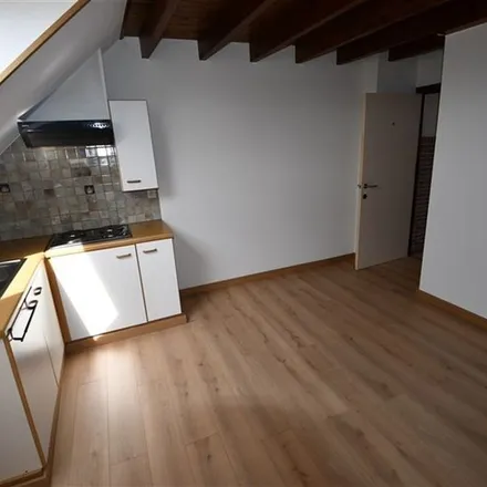 Rent this 1 bed apartment on Geraardsbergsestraat 107 in 9300 Aalst, Belgium