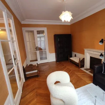 Rent this 3 bed apartment on 6 Parvis Notre-Dame - Place Jean-Paul II in 75004 Paris, France