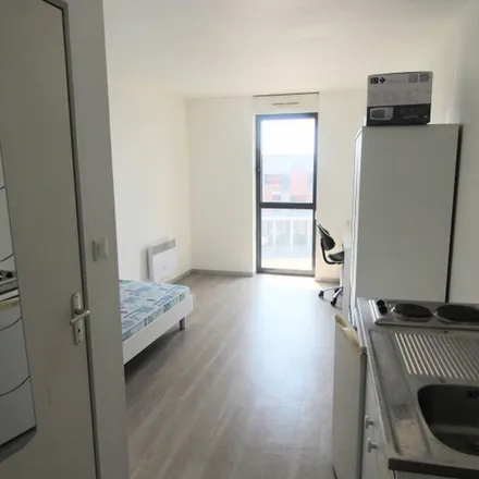 Rent this 1 bed apartment on Clé d'Ut in 34 Place Léonard de Vinci, 10430 Rosières-près-Troyes