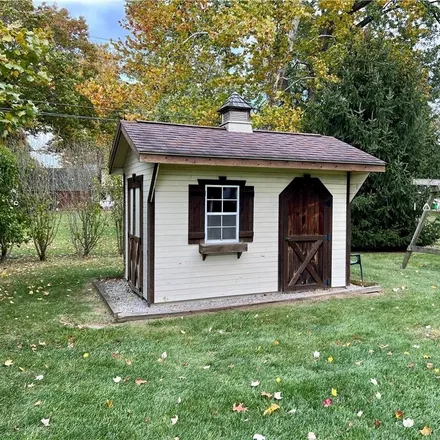 Image 4 - 1613 North Cross Street, Heritage Village, Dover, OH 44622, USA - House for sale