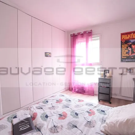 Image 7 - 2 Place du General de Gaulle, 76000 Rouen, France - Apartment for rent