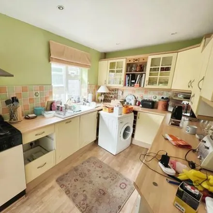 Image 2 - Old Popplewell Lane, Scholes, BD19 6AN, United Kingdom - House for sale