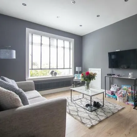 Image 2 - Springfield Road, Chapelhall, ML6 7DL, United Kingdom - Apartment for sale