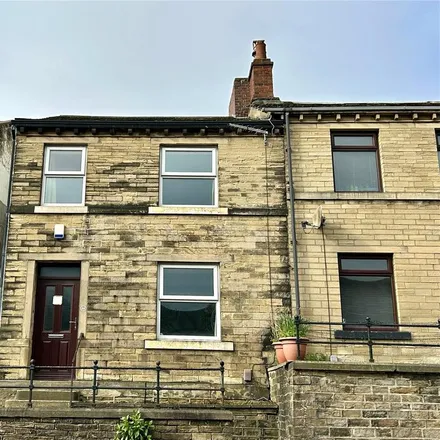 Rent this 2 bed house on Co-op Food in 45-53 Northgate, Huddersfield