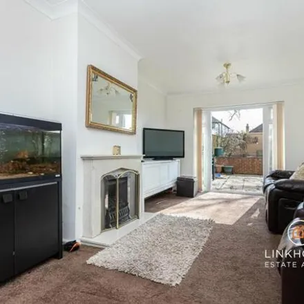 Image 2 - Oakdale, St George's Church, Johnston Road, Poole, BH15 3HT, United Kingdom - Townhouse for sale