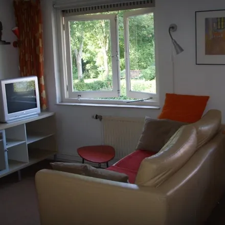 Rent this studio apartment on Rensumaheerd 53 in 9736 AC Groningen, Netherlands