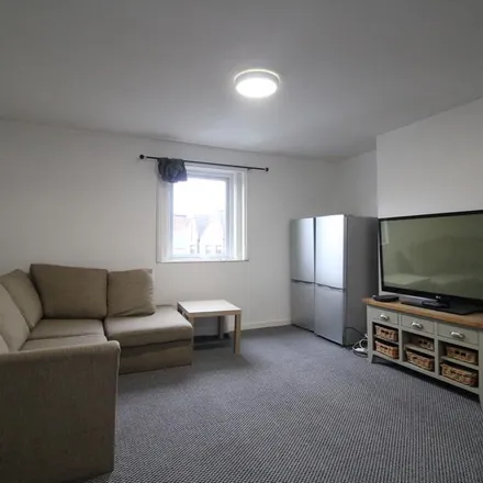 Image 3 - The Monty Hind Centre, Leen Gate, Nottingham, NG7 2LX, United Kingdom - Apartment for rent