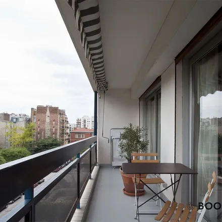 Rent this 2 bed apartment on 15 Rue du Clos Feuquières in 75015 Paris, France