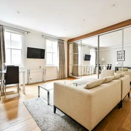 Buy this 1 bed apartment on Chesterton Square in Pembroke Road, London