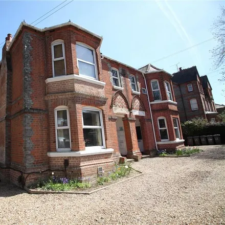 Rent this 1 bed townhouse on 55 Alexandra Road in Reading, RG1 5PG