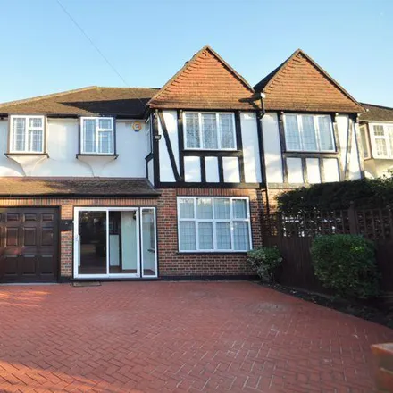 Rent this 4 bed duplex on Cardinal Crescent in London, KT3 3EE