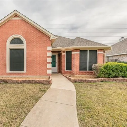 Buy this 3 bed house on 2828 Kingswood Drive in Garland, TX 75040
