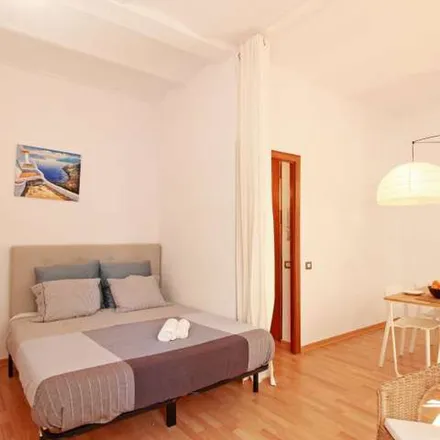 Rent this 3 bed apartment on Carrer de Trilla in 14, 08012 Barcelona