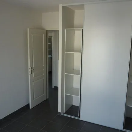 Rent this 4 bed apartment on 46 Chemin Saint-Michel in 34420 Villeneuve-lès-Béziers, France