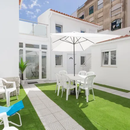 Image 6 - Kuta Beach House, Rua Bulhão Pato, 2825-394 Costa da Caparica, Portugal - Apartment for rent