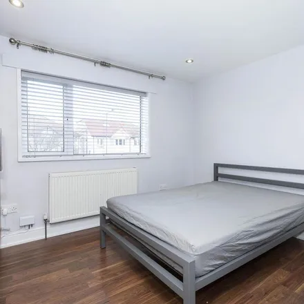 Image 4 - Dollis Hill, Burnley Road, Dudden Hill, London, NW10 1EE, United Kingdom - Apartment for rent
