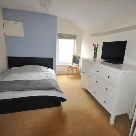 Rent this 1 bed room on Birch Street in Swindon, SN1 5JL
