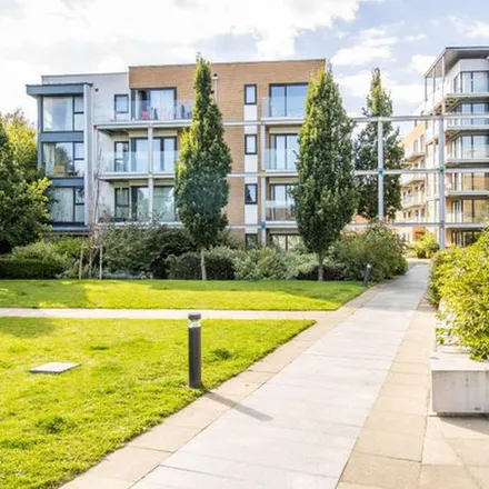 Rent this 1 bed apartment on 140 Cromwell Road in Cambridge, CB1 3EG