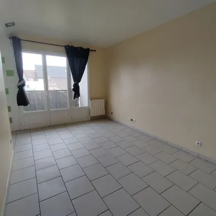 Image 2 - 1 Place Henri Barbusse, 91550 Paray-Vieille-Poste, France - Apartment for rent