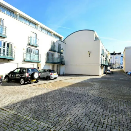 Image 3 - Golden Lane, Brighton, BN1 2PG, United Kingdom - Townhouse for rent