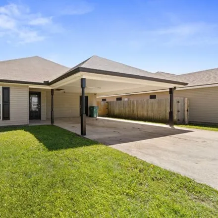 Buy this 3 bed house on 198 Summerset Lane in Sunset, St. Landry Parish