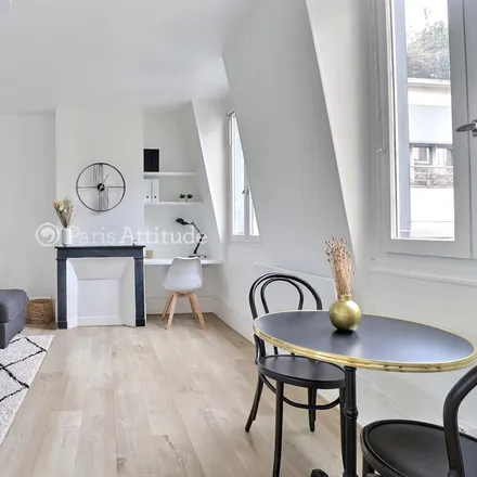 Image 3 - 1 u Cour Saint-Éloi, 75012 Paris, France - Apartment for rent