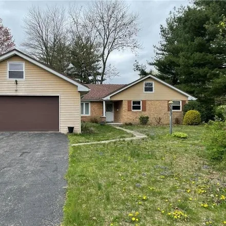 Buy this 3 bed house on 424 South 8th Street in Lehighton, PA 18235