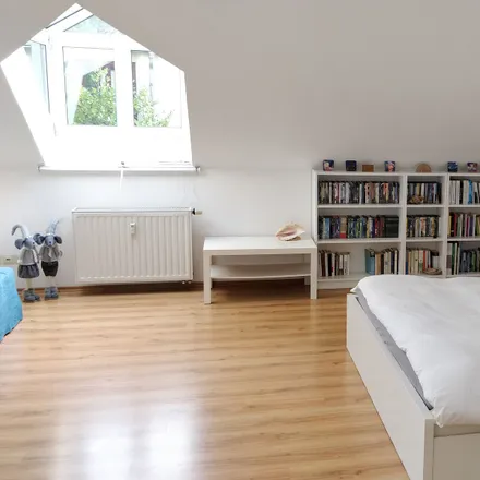 Rent this 1 bed apartment on Waidmannsluster Damm 122 in 13469 Berlin, Germany
