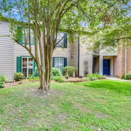 Buy this 2 bed townhouse on Marsh Wren Circle in Lafayette, LA 70595