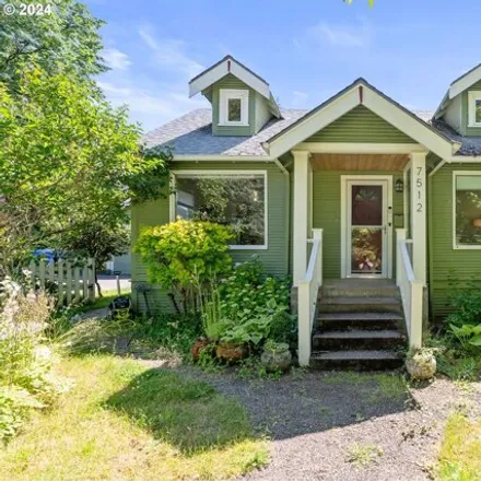 Buy this 3 bed house on 7512 SW 27th Ave in Portland, Oregon