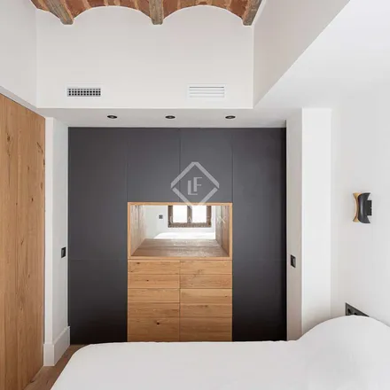Image 2 - Carrer de Pau Claris, 108, 08007 Barcelona, Spain - Apartment for rent