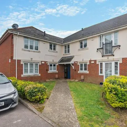 Image 1 - Wells Close, Portsmouth, PO3 6FB, United Kingdom - Apartment for sale